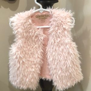 Toddler girls faux fur vest sz 4T-5T
